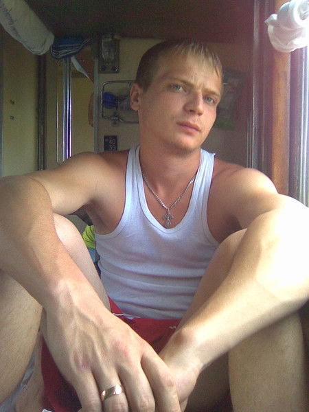 Михаил Попов