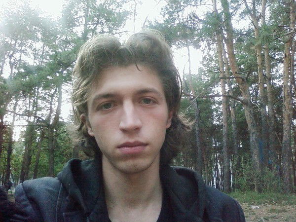 Роман Николаев