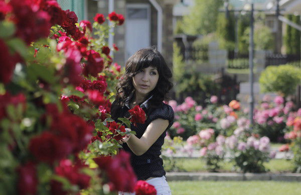 Элечка Азаматова