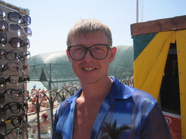 Денис Ксензов