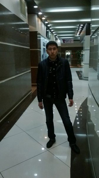 Алишер Мергенчинов