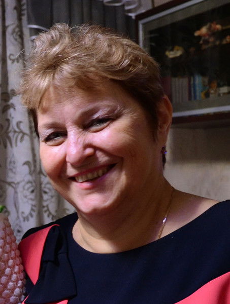 Лариса Плахотникова