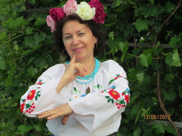 Людмила Емец