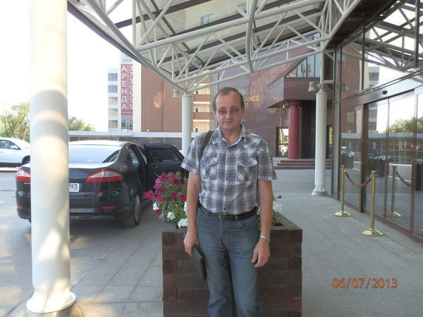 Николай Дубровин