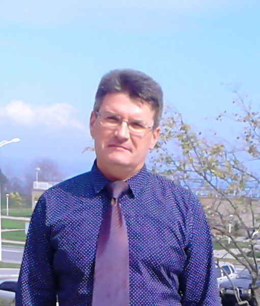 Дмитрий ))))))