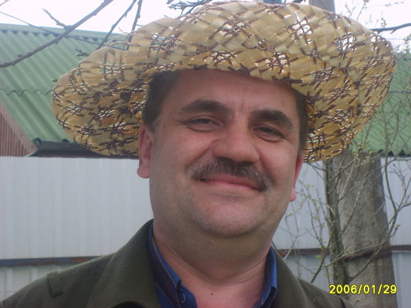 Михаил Волков