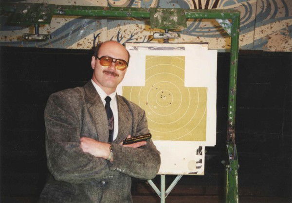 Александр Мирошниченко