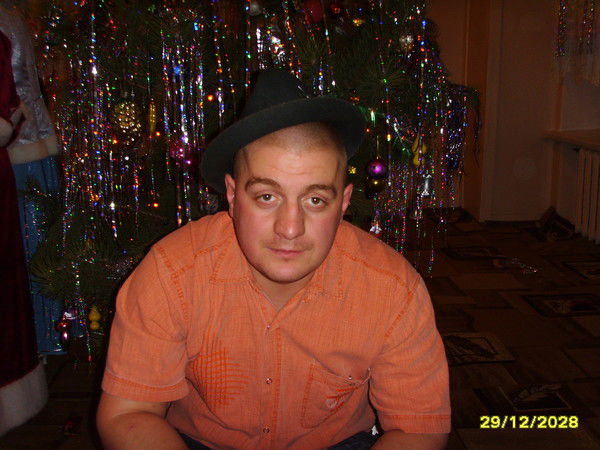 Александр Кулаков