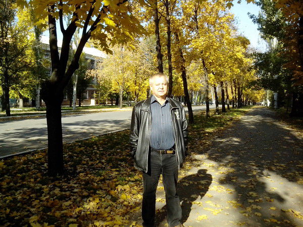 Александр Завойский