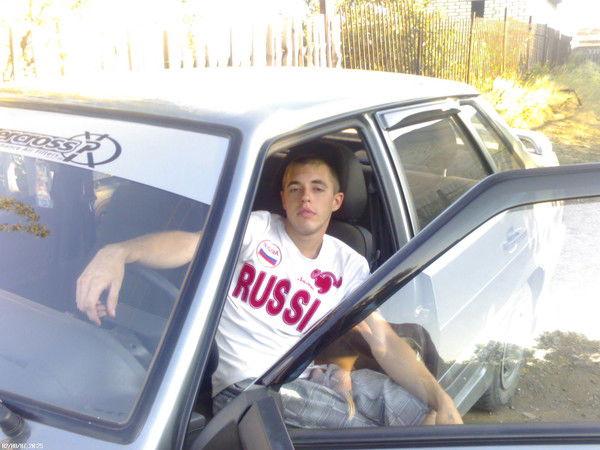 Денис Родионов