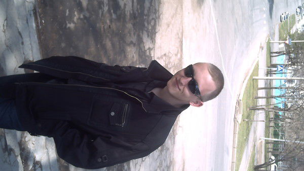 Владимир Андронов