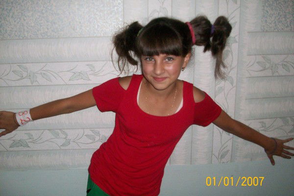 Девочка Вика