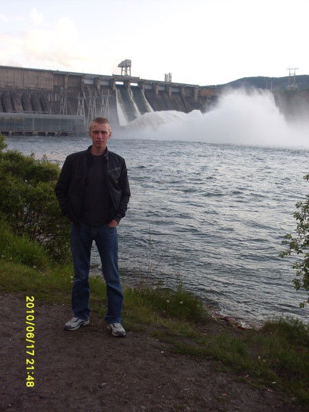 Анатолий Дроздов