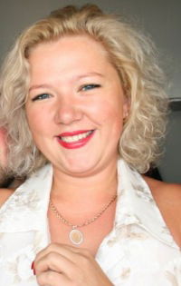 Светлана Ломова