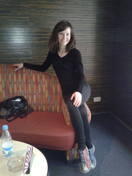 Аня Диброва