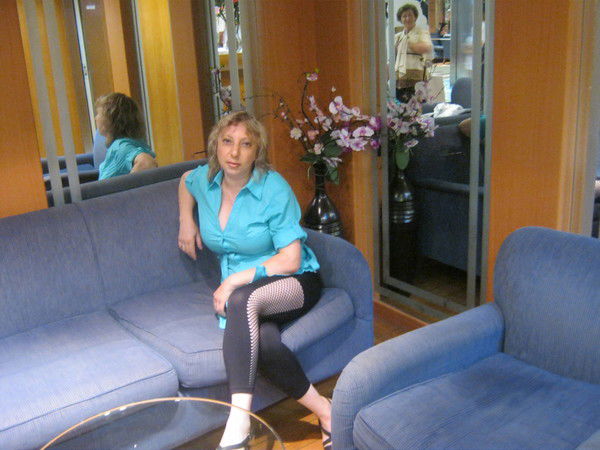 Елена Белоусова