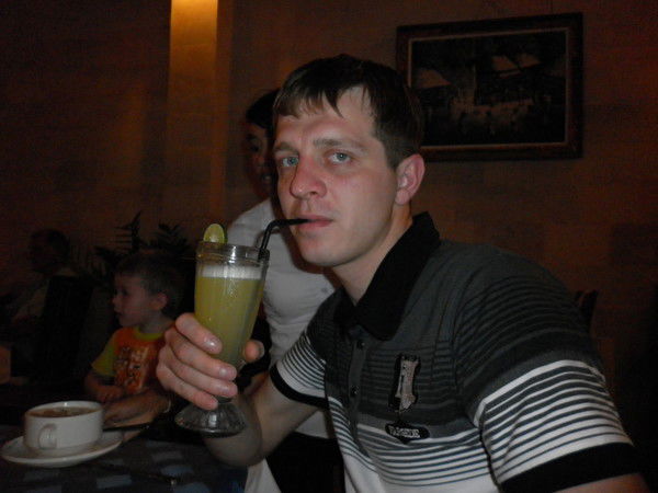 Евгений Гнездилов