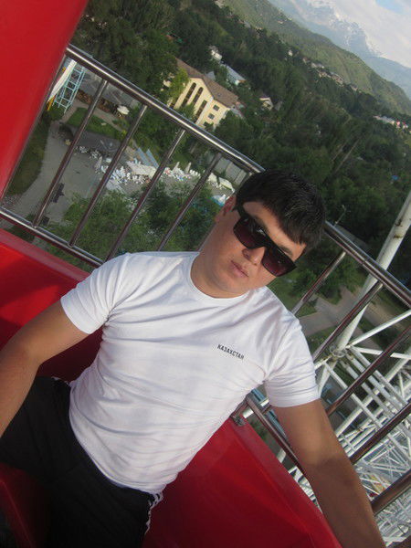 Бахтияр Утегеев