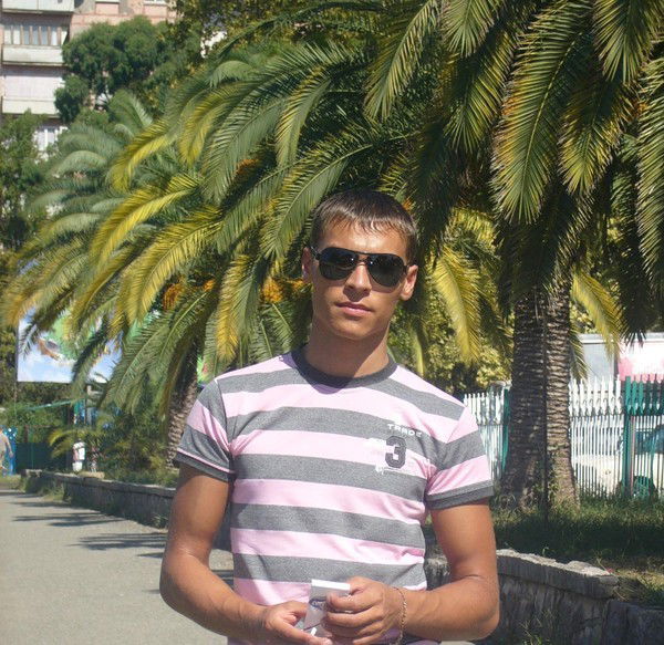 Влад Буравов