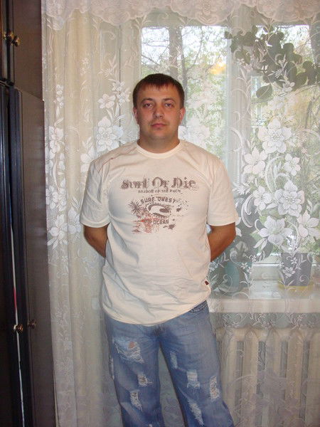 Михаил Артемьев