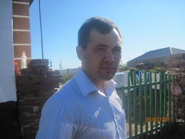 Самат Ахметжанов