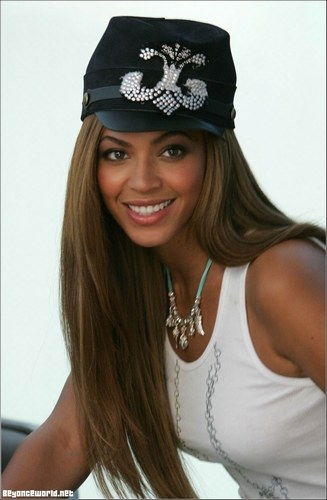 Эля Гончарова