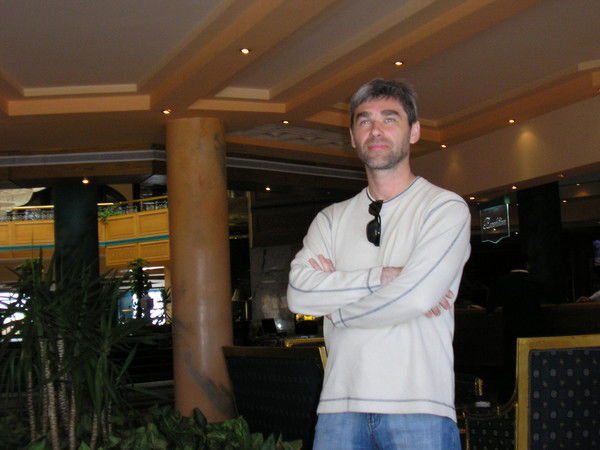 Олег Кабатов