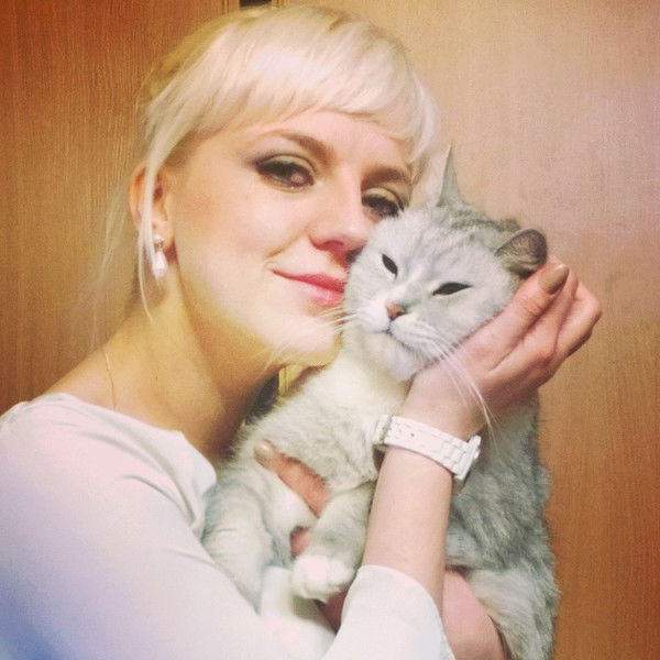 Анюта Зырянова