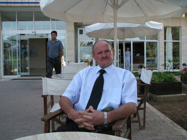 Анатолий Шеколян