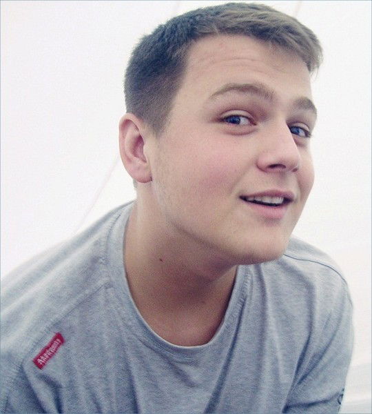 Антон Тарасов