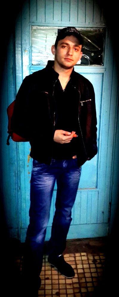 Денис Жестков