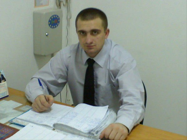 Денис Поваляев