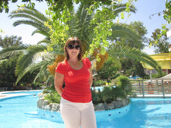 Еленка ))) )))