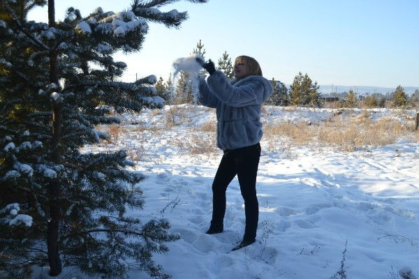 Эльвира Захарова