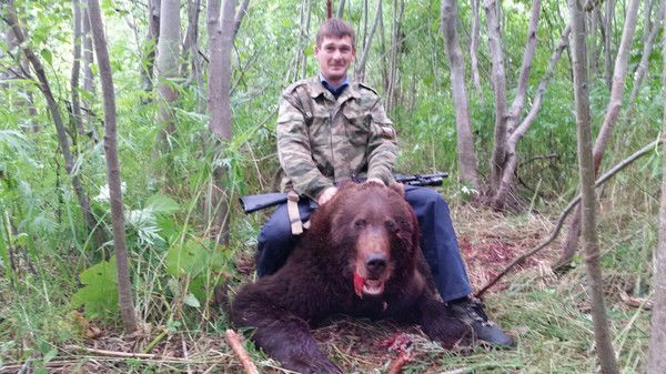 Александр Олейников