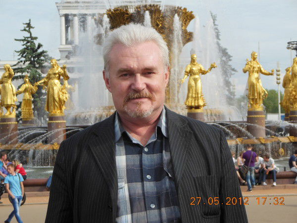 Александр Капралов