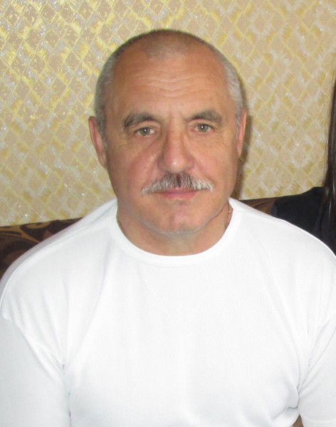 Михаил Тихонов