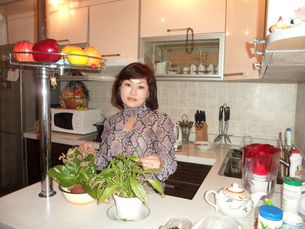 Алена Акымбекова