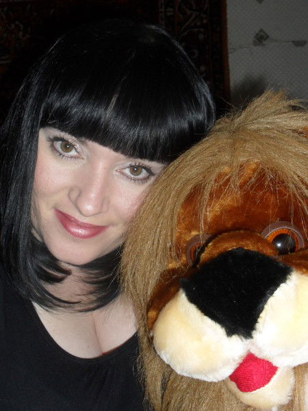 Настя Попова