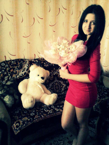 Алёна Хмелева