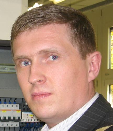 Роман Суздальцев