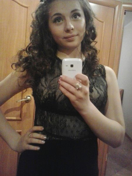 Анюта Черёмушникова