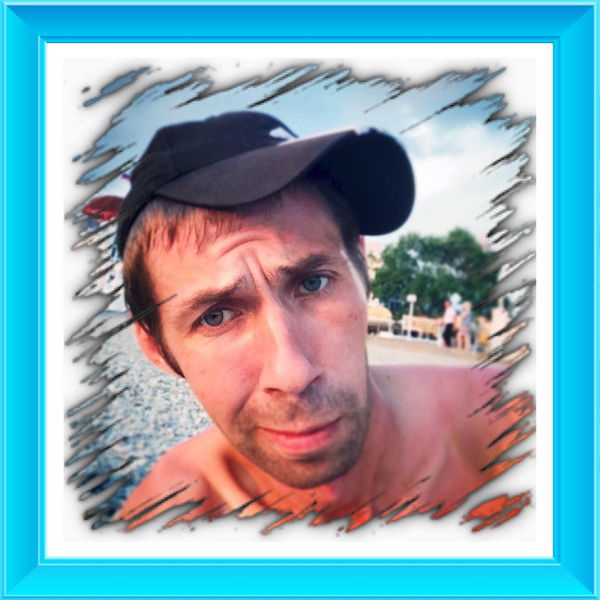 Роман Головин