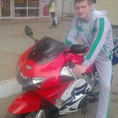 Саша Безруков