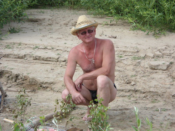 Александр Савельев