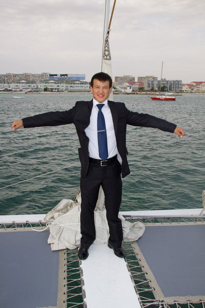 Азамат Тулеуов