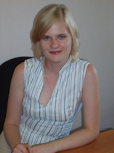 Полина Попова