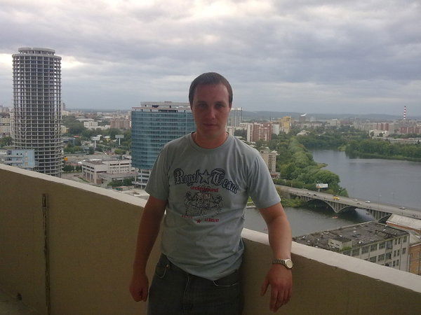 Игорь Кузнецов