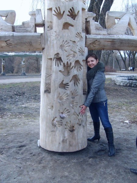 Лена Позник