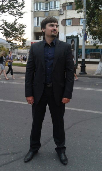 Антонов Вася